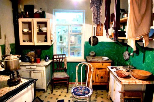 russian-kitchen-edit3_custom-ec038e9f4366a5e3b126e7d4ffd5cbc1fa1144f1-s40-c85